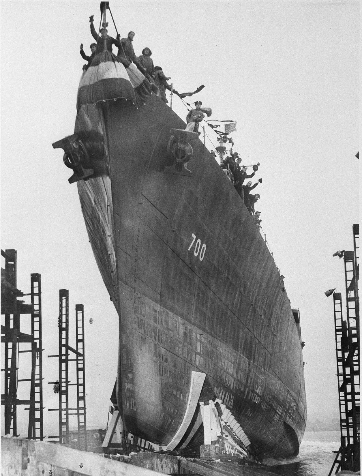 USS Haynsworth